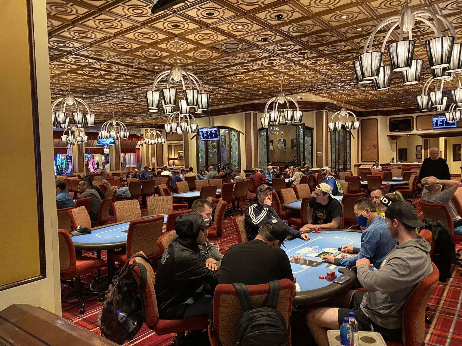 Untuk Daniel Negreanu, ruang poker Bellagio adalah yang terburuk di Las